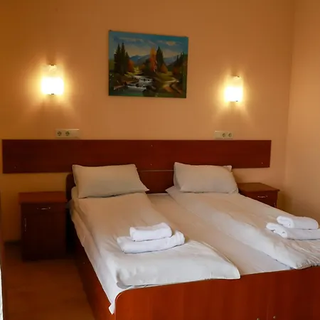 Hotel Sukhoviia *